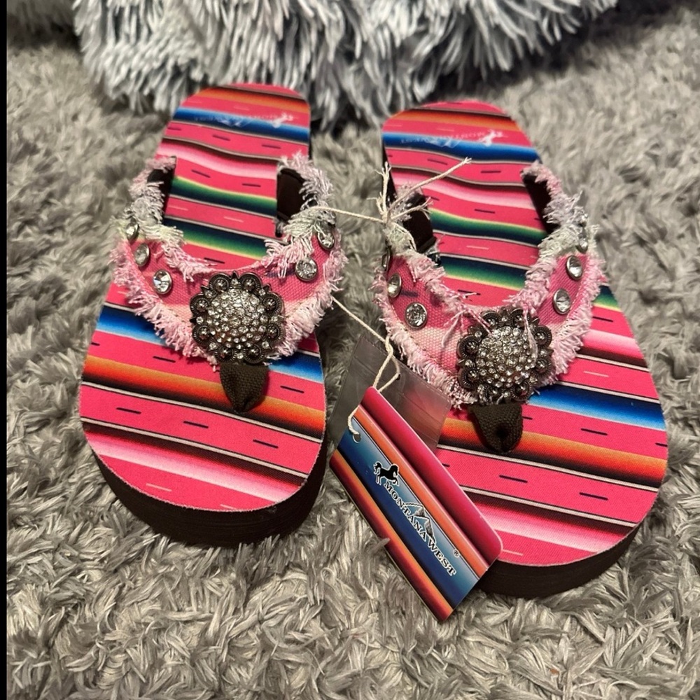 Montana west flip-flops sandals 6.5